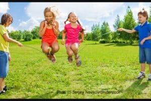 Lompat Tali Merupakan Latihan yang Dapat Meningkatkan Kemampuan Sensorik Anak